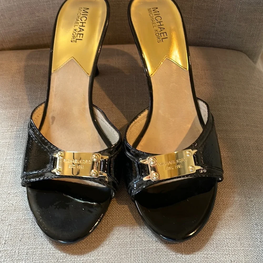 MICHAEL Michael Kors kitten heel sandals - Picture 1 of 5